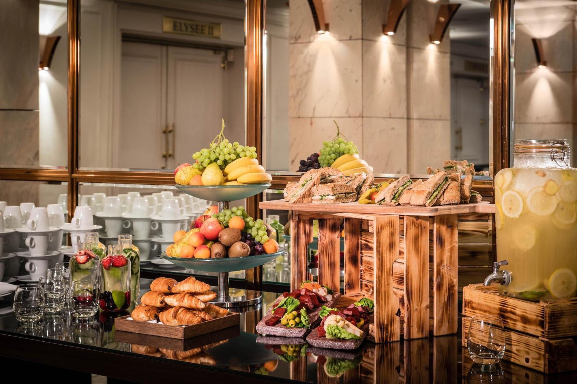 Le Meridien 5* Stuttgart