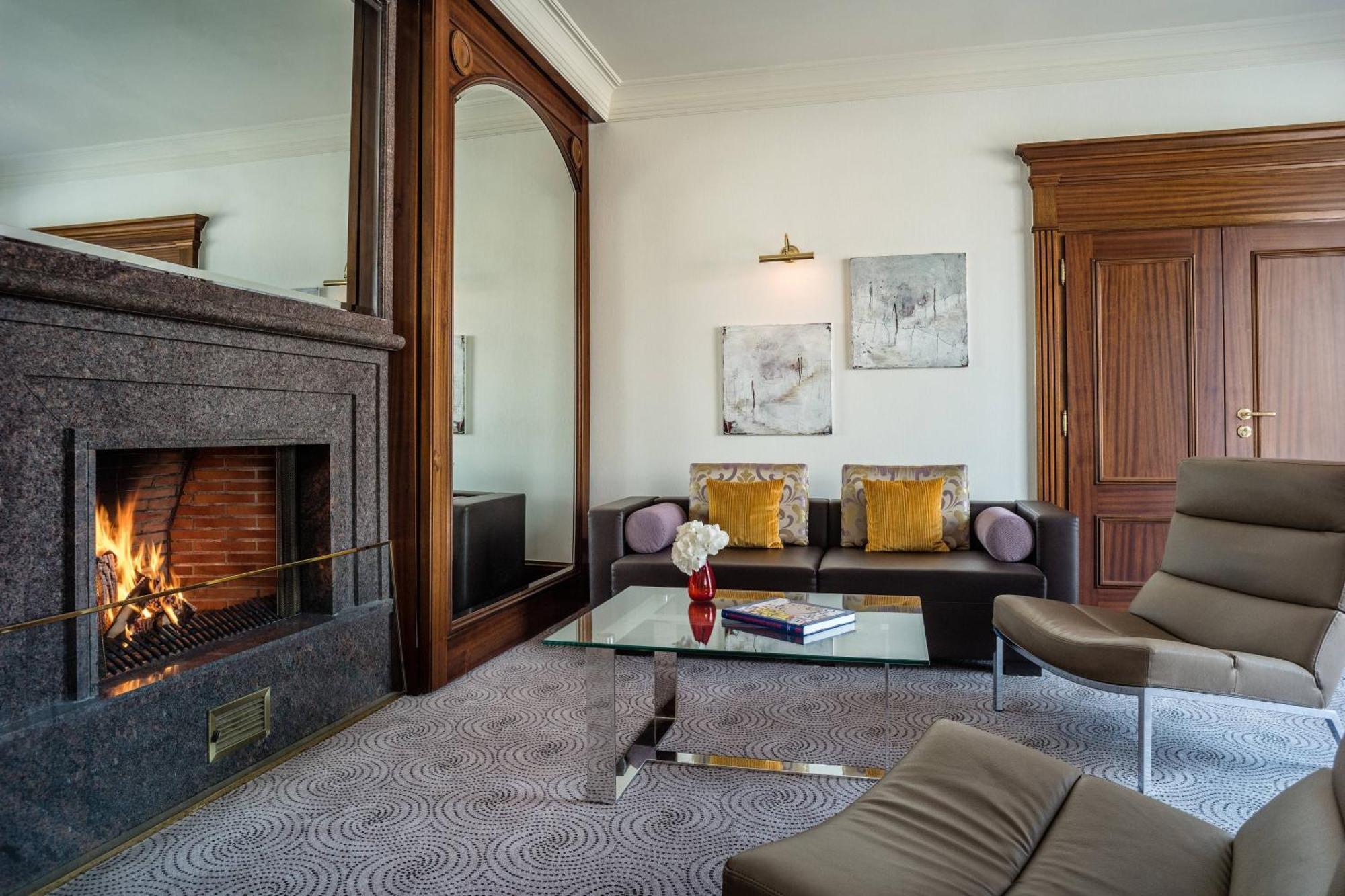 Le Meridien Hotel 5*