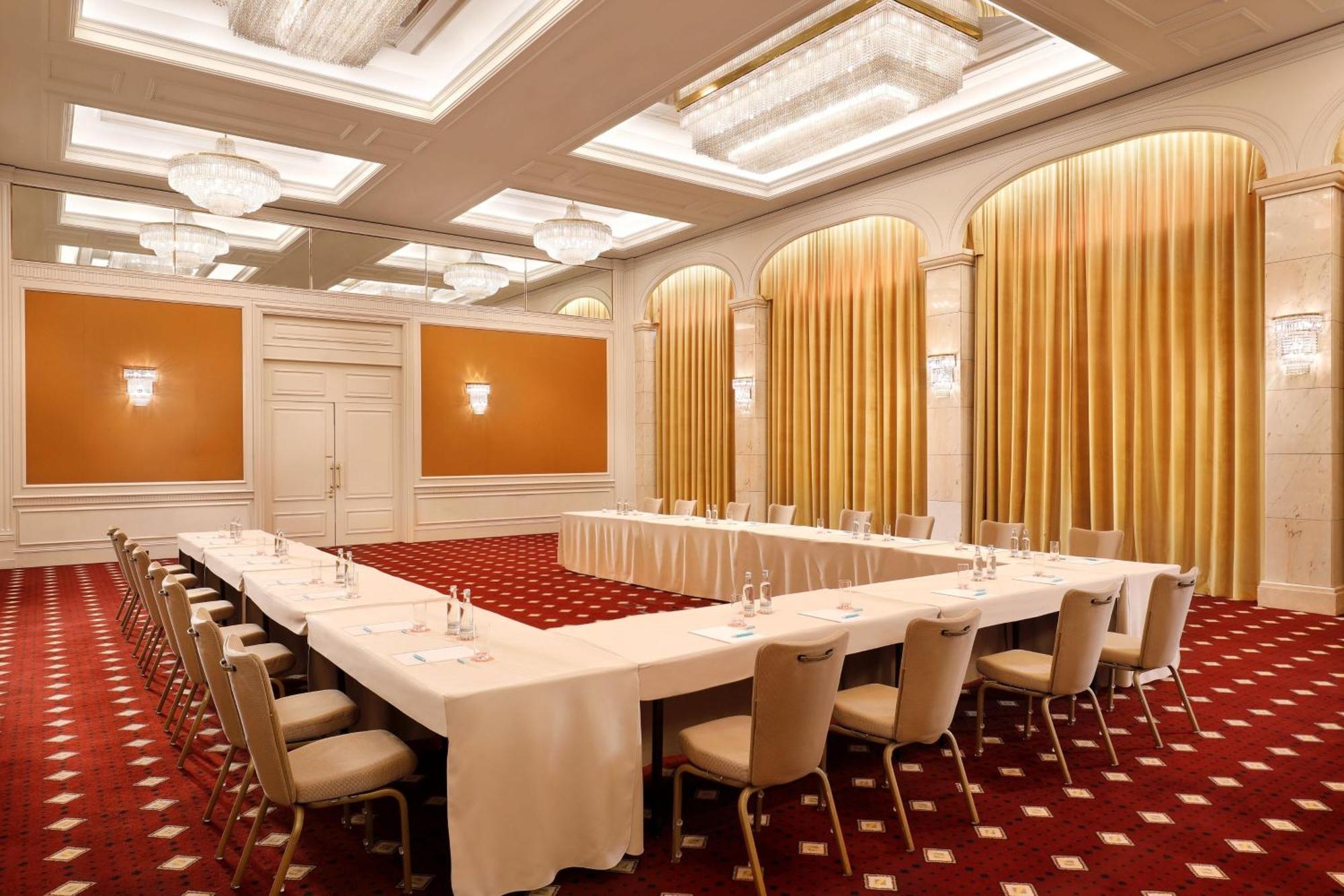 Le Meridien 5* Stuttgart
