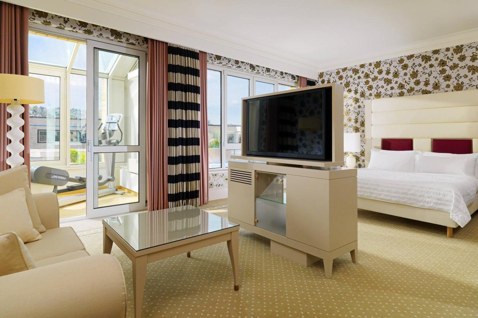 Le Meridien
