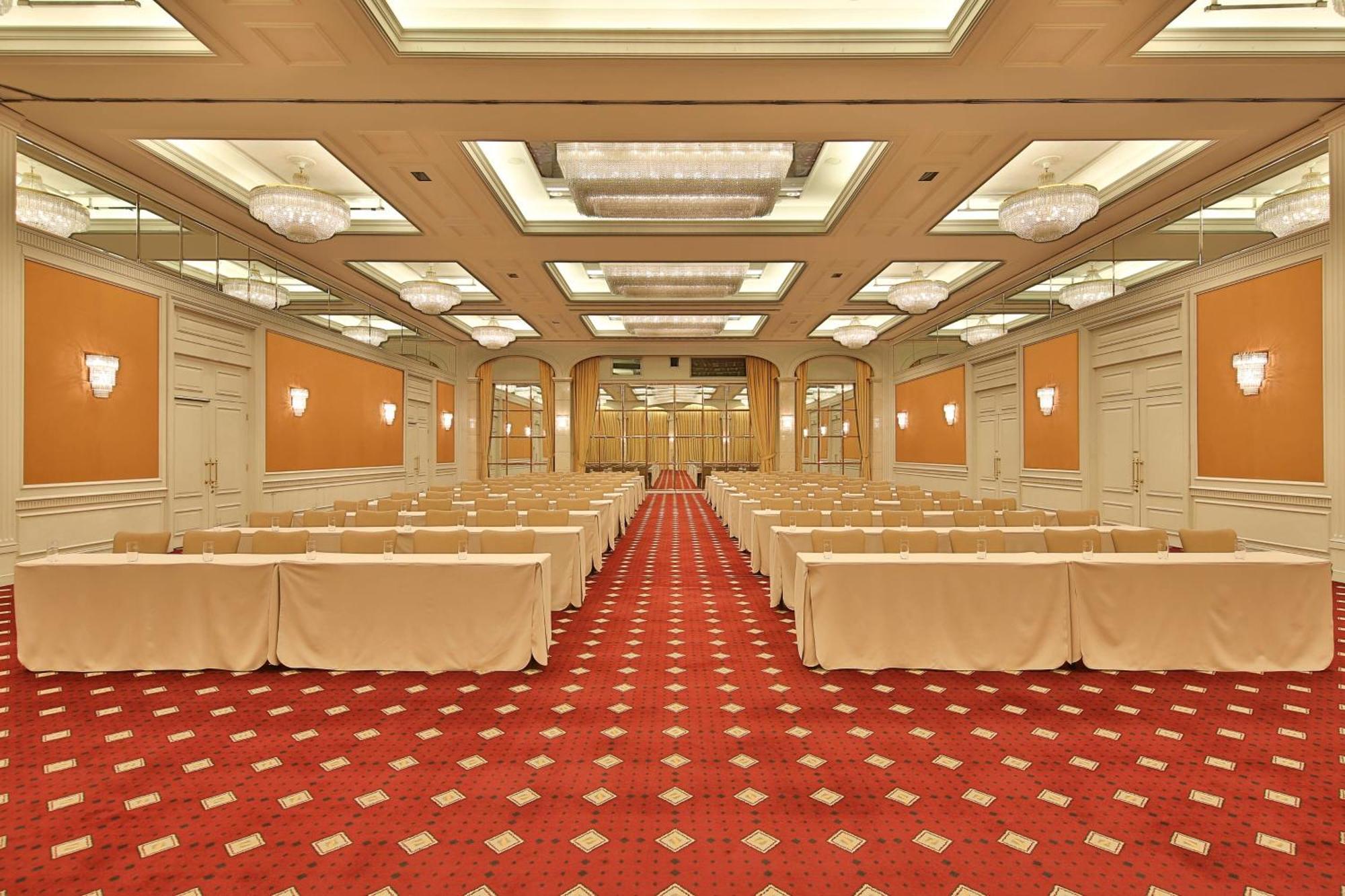 Le Méridien Hotel 5*